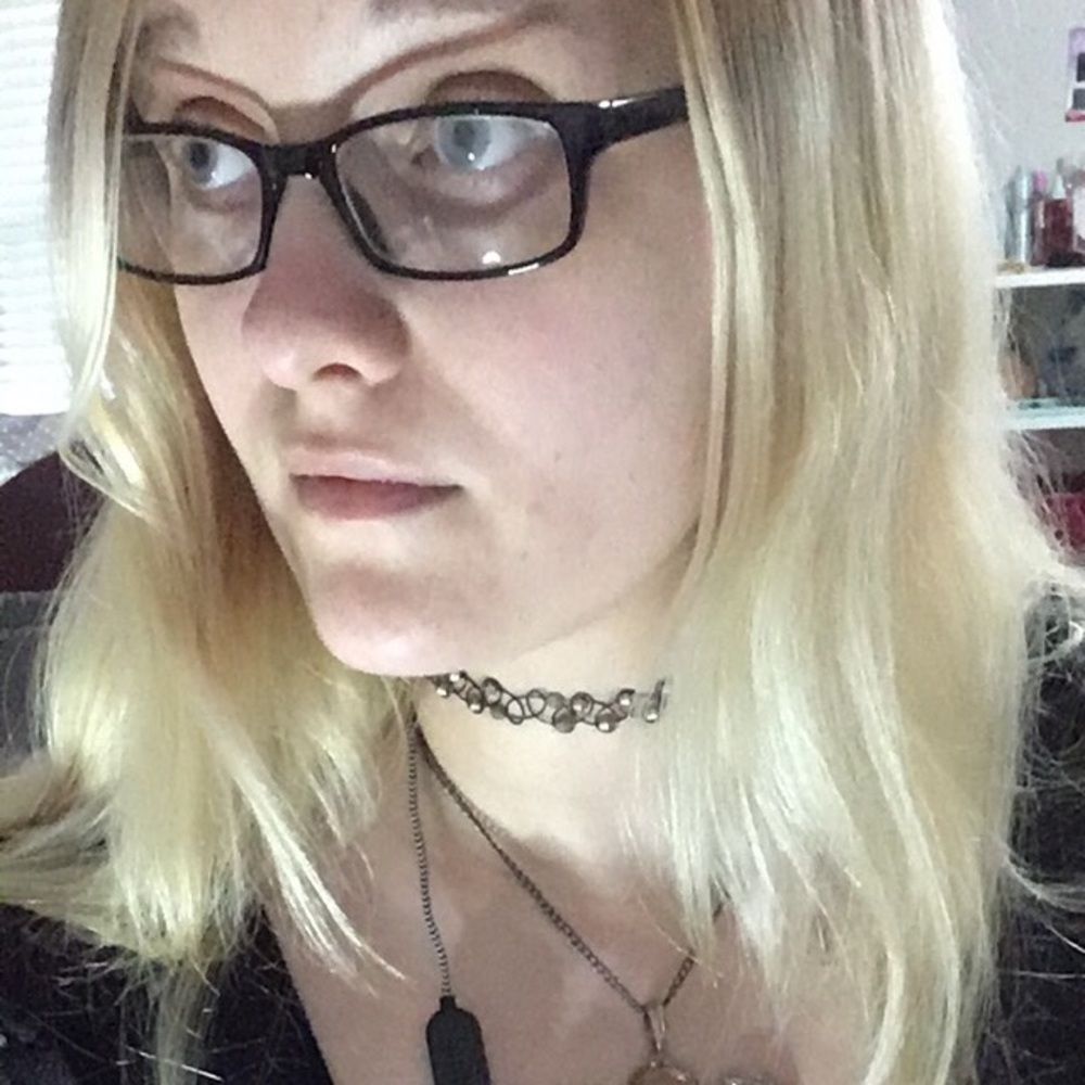 Meet your Posher, Ashley